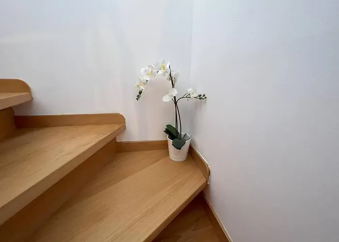 Semesterbostad Casa Alaia *